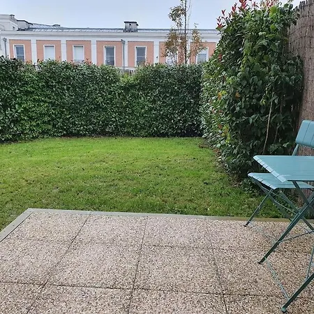 Apartment Garden Alley House 8 Personnes Serris