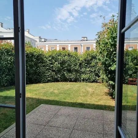 Apartment Garden Alley House 8 Personnes *